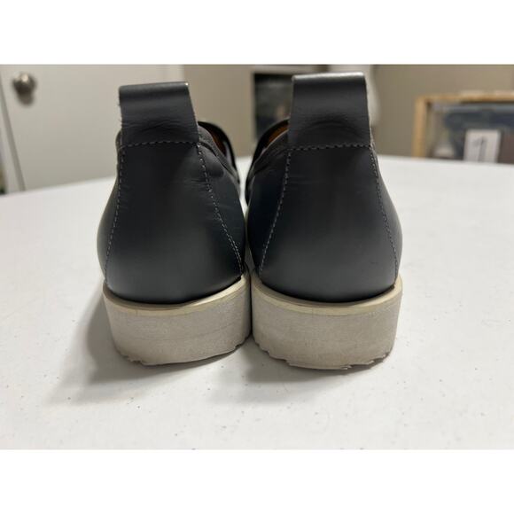 Everlane Gray Leather Street Shoe Flats Size 5.5 - Picture 4 of 7